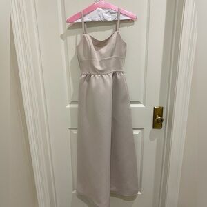 Amsale: Bridesmaid Dress “Ever GB196A”
Color Ballet